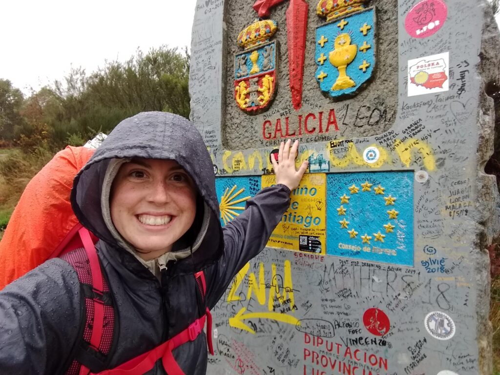 Découverte de femmes qui voyagent en solo dans l'article À la rencontre de femmes voyageuses : Inspirations et aventures au féminin du blog de voyage Encore partie