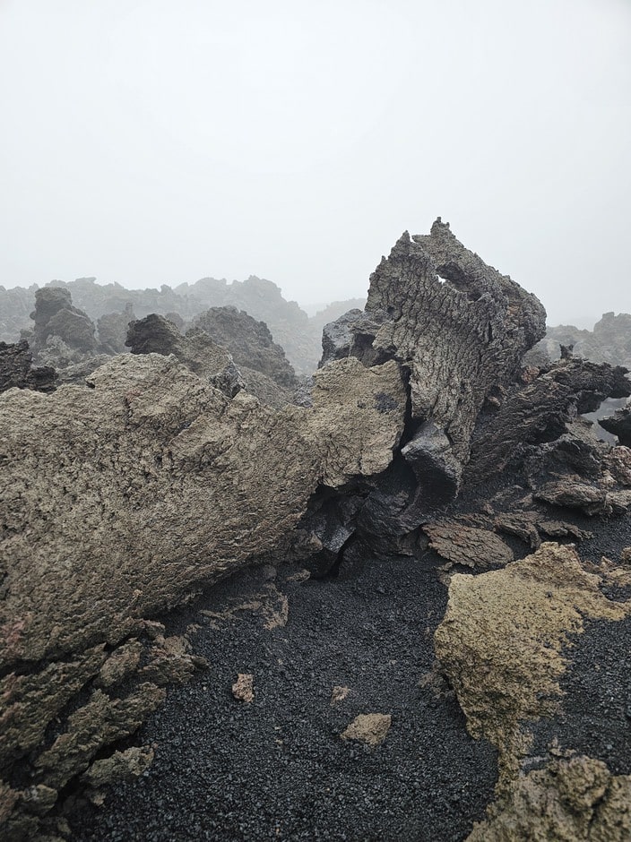 Paysage lunaire sur un volcan