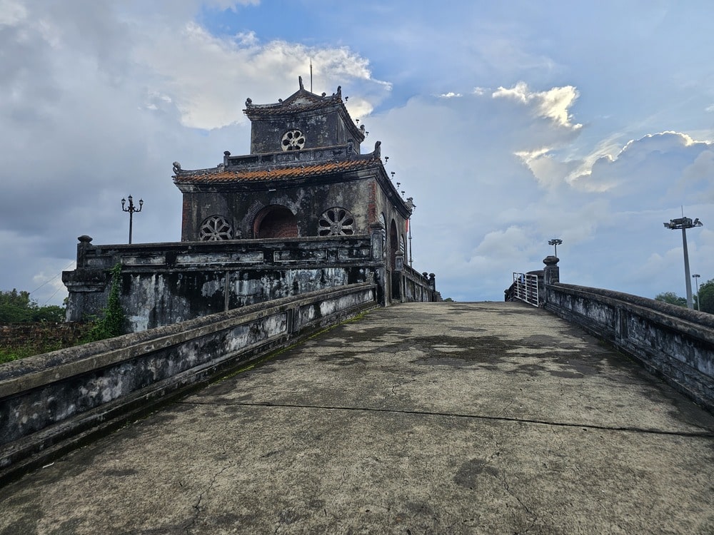 Cité impériale, Hué, séjour au Vietnam