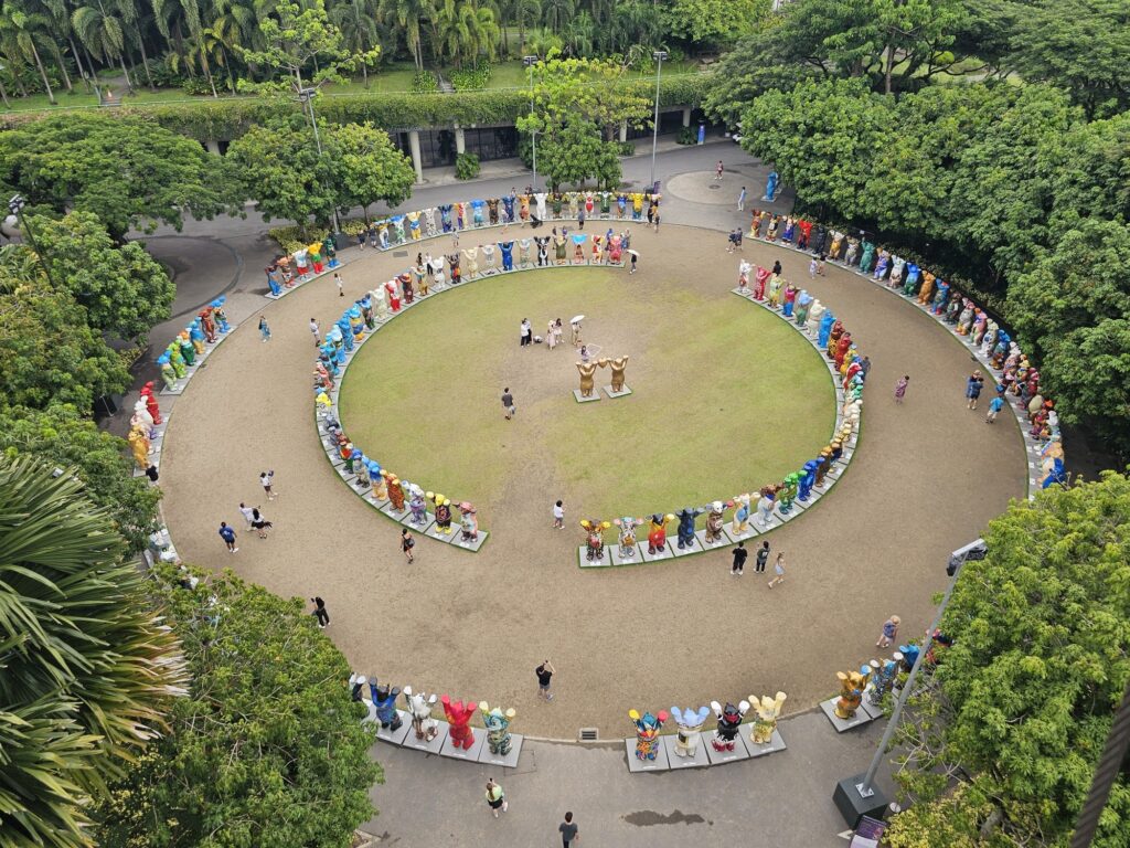 Exposition universelle avec des ours, symbole de l'Allemagne, pour promouvoir une alliance avec Singapour, présentée au Garden-by-the-Bay, pendant mon séjour à Singapour