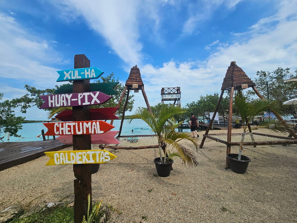Mia Xul Ha à Bacalar pour faire du paddleboard loin des endroits habituels et touristiques #bacalar #mexique #SUP