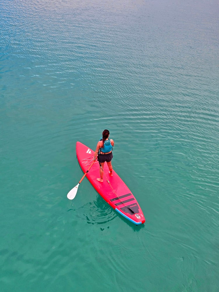 Debout sur mon paddle en train de pagayer à Bacalar #paddleboard #bacalar #mexique